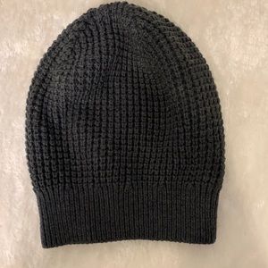 Aritzia Slouchy Knit Beanie